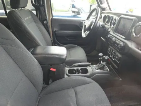 More photos of 2020 Jeep Gladiator Overland at Used Cars of Baltimore, MD