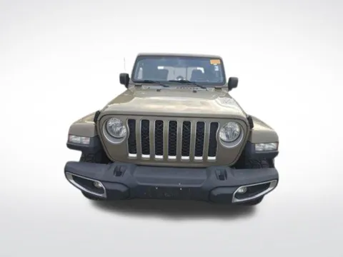 Photos of 2020 Jeep Gladiator Overland for sale in Cockeysville, MD at Used Cars of Baltimore