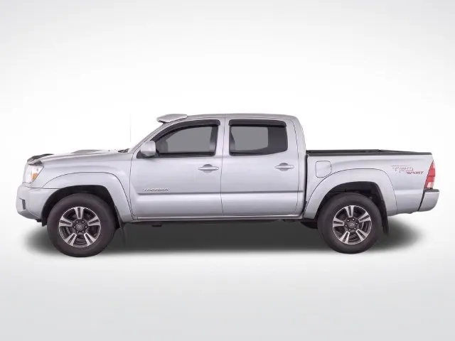 Toyota Tacoma photo 7