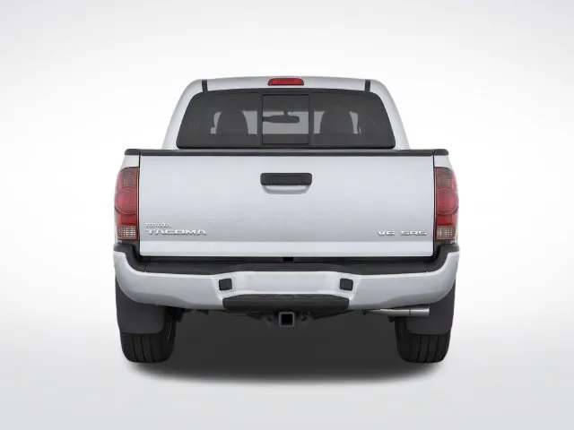 Toyota Tacoma photo 6