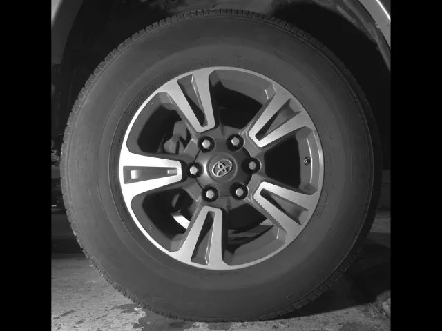 Toyota Tacoma photo 10