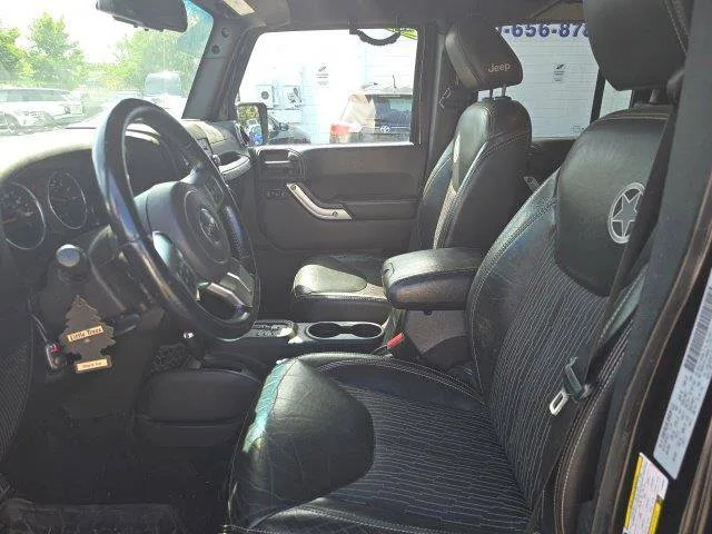Jeep Wrangler photo 7