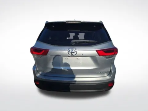 More photos of 2018 Toyota Highlander XLE at Used Cars of Baltimore, MD