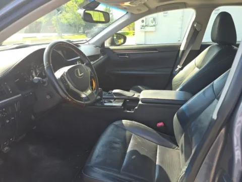More photos of 2015 Lexus ES 350 at Hi Lo Auto Sales - Cockeysville, MD