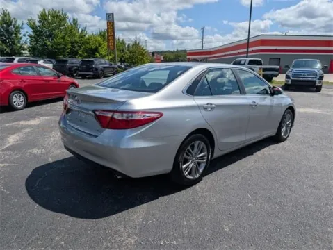 More photos of 2015 Toyota Camry SE at Hi Lo Auto Sales - Cockeysville, MD
