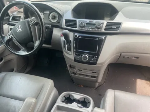 More photos of 2015 Honda Odyssey EX-L at Hi Lo Auto Sales - Cockeysville, MD