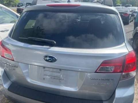 More photos of 2012 Subaru Outback 2.5i at Hi Lo Auto Sales - Cockeysville, MD