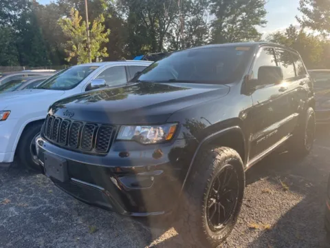 Black 2020 Jeep Grand Cherokee Altitude for sale in Cockeysville, MD