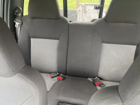 More photos of 2007 GMC Canyon SLE2 at Hi Lo Auto Sales - Cockeysville, MD