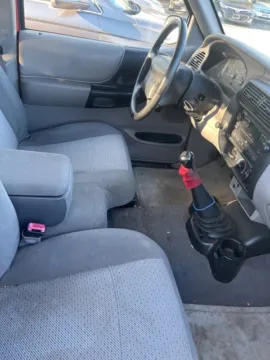More photos of 2000 Mazda B3000 SE at Hi Lo Auto Sales - Cockeysville, MD