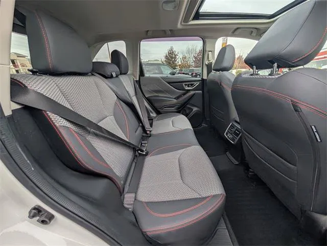 Subaru Forester photo 11