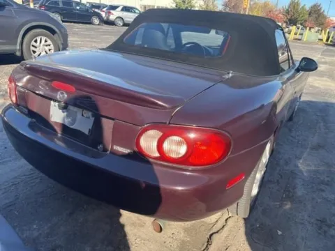 More photos of 2004 Mazda Miata at Hi Lo Auto Sales - Cockeysville, MD