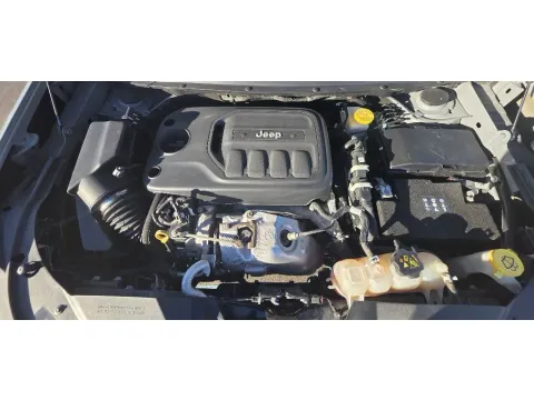 More photos of 2021 JEEP CHEROKEE LIMITED at NWI Auto Luxury Merrillville, IN