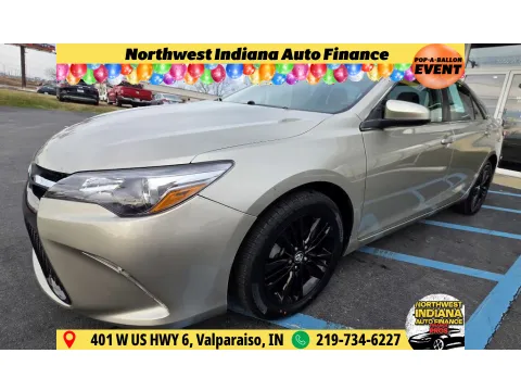 Orange 2017 TOYOTA CAMRY LE for sale in Merrillville, IN