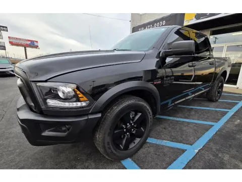 More photos of 2019 RAM 1500 CLASSIC WARLOCK at NWI Auto Luxury Merrillville, IN