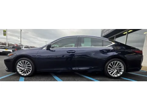 More photos of 2020 LEXUS ES 350 ULTRA LUXURY at NWI Auto Luxury Merrillville, IN