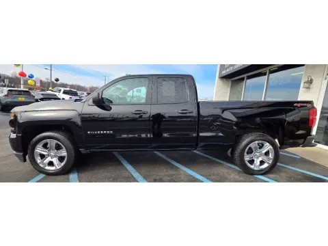 Photos of 2017 CHEVROLET SILVERADO 1500 CUSTOM for sale in Merrillville, IN at NWI Auto Luxury Merrillville