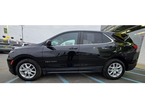 More photos of 2024 CHEVROLET EQUINOX LT at NWI Auto Luxury Merrillville, IN