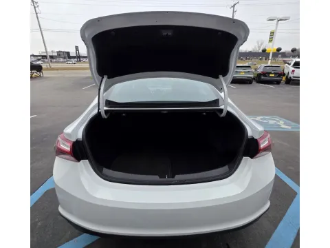 More photos of 2022 CHEVROLET MALIBU LT at NWI Auto Luxury Merrillville, IN