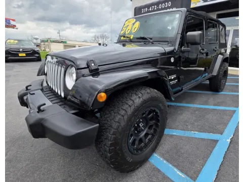 More photos of 2017 JEEP WRANGLER UNLIMI SAHARA at NWI Auto Luxury Merrillville, IN