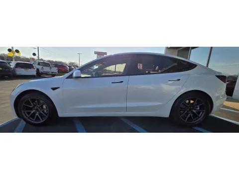 More photos of 2023 TESLA MODEL 3 at NWI Auto Luxury Merrillville, IN