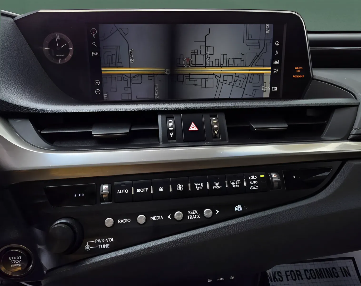 2019 Lexus ES 350 - Photo 30