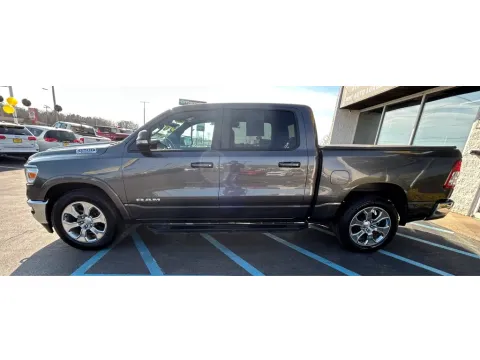 More photos of 2022 RAM 1500 BIG HORN at NWI Auto Luxury Merrillville, IN