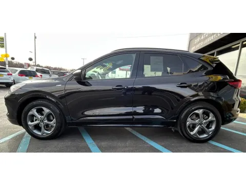More photos of 2024 FORD ESCAPE ST-LINE at NWI Auto Luxury Merrillville, IN