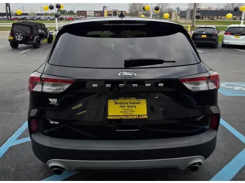 More photos of 2021 FORD ESCAPE SE at NWI Auto Luxury Merrillville, IN