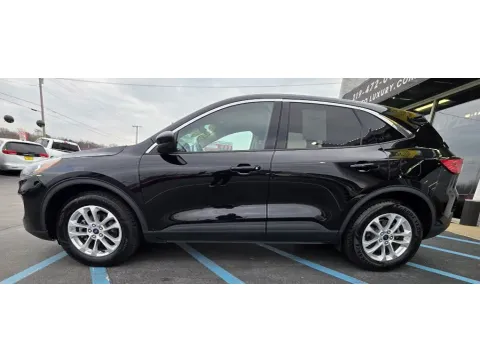 Photos of 2021 FORD ESCAPE SE for sale in Merrillville, IN at NWI Auto Luxury Merrillville