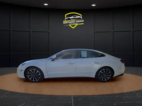 Another view of 2022 HYUNDAI SONATA LIMITED for sale in Merrillville, IN at NWI Auto Luxury Merrillville