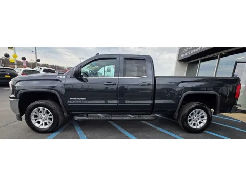 Another view of 2019 GMC SIERRA 1500 LIM SLE for sale in Merrillville, IN at NWI Auto Luxury Merrillville