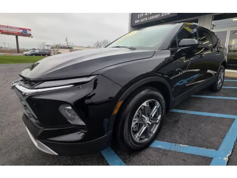 More photos of 2025 CHEVROLET BLAZER LT at NWI Auto Luxury Merrillville, IN