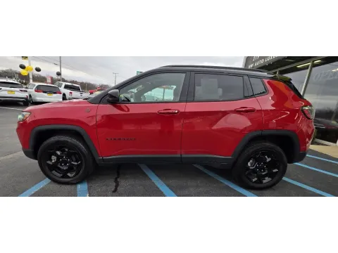 More photos of 2024 JEEP COMPASS TRAILHAWK at NWI Auto Luxury Merrillville, IN