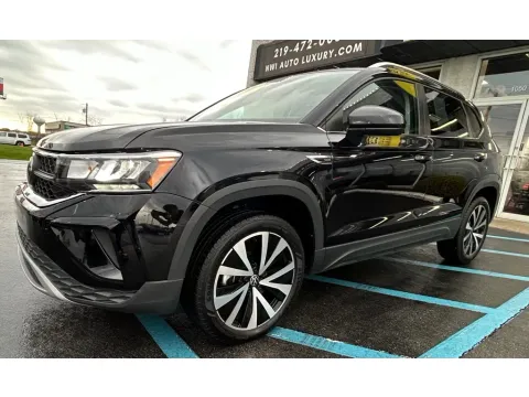 Another view of 2024 VOLKSWAGEN TAOS SE for sale in Merrillville, IN at NWI Auto Luxury Merrillville