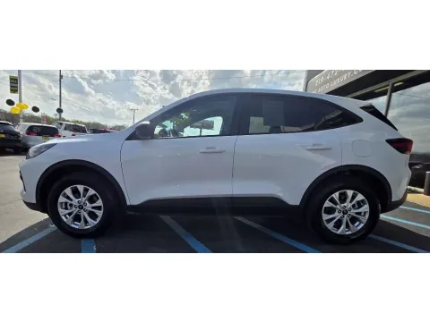 More photos of 2025 FORD ESCAPE ACTIVE at NWI Auto Luxury Merrillville, IN