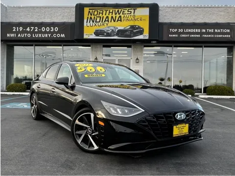 Black 2023 HYUNDAI SONATA SEL PLUS for sale in Merrillville, IN