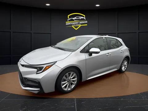 Silver 2024 TOYOTA COROLLA HATCHBA SE for sale in Merrillville, IN