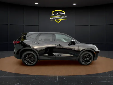 More photos of 2024 CHEVROLET BLAZER LT at NWI Auto Luxury Merrillville, IN