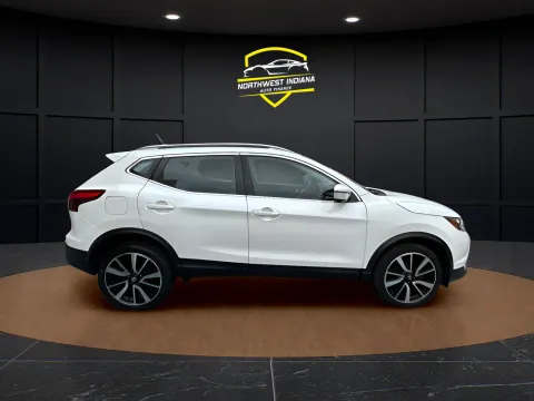 More photos of 2017 NISSAN ROGUE SPORT SL at NWI Auto Luxury Merrillville, IN