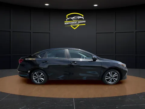 More photos of 2022 KIA FORTE LXS at NWI Auto Luxury Merrillville, IN