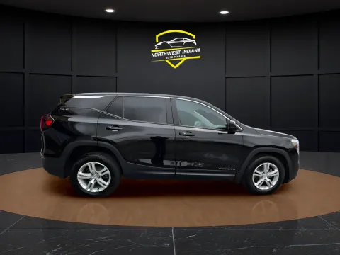 More photos of 2022 GMC TERRAIN SLE at NWI Auto Luxury Merrillville, IN