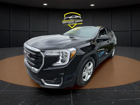 Black 2022 GMC TERRAIN SLE for sale in Merrillville, IN