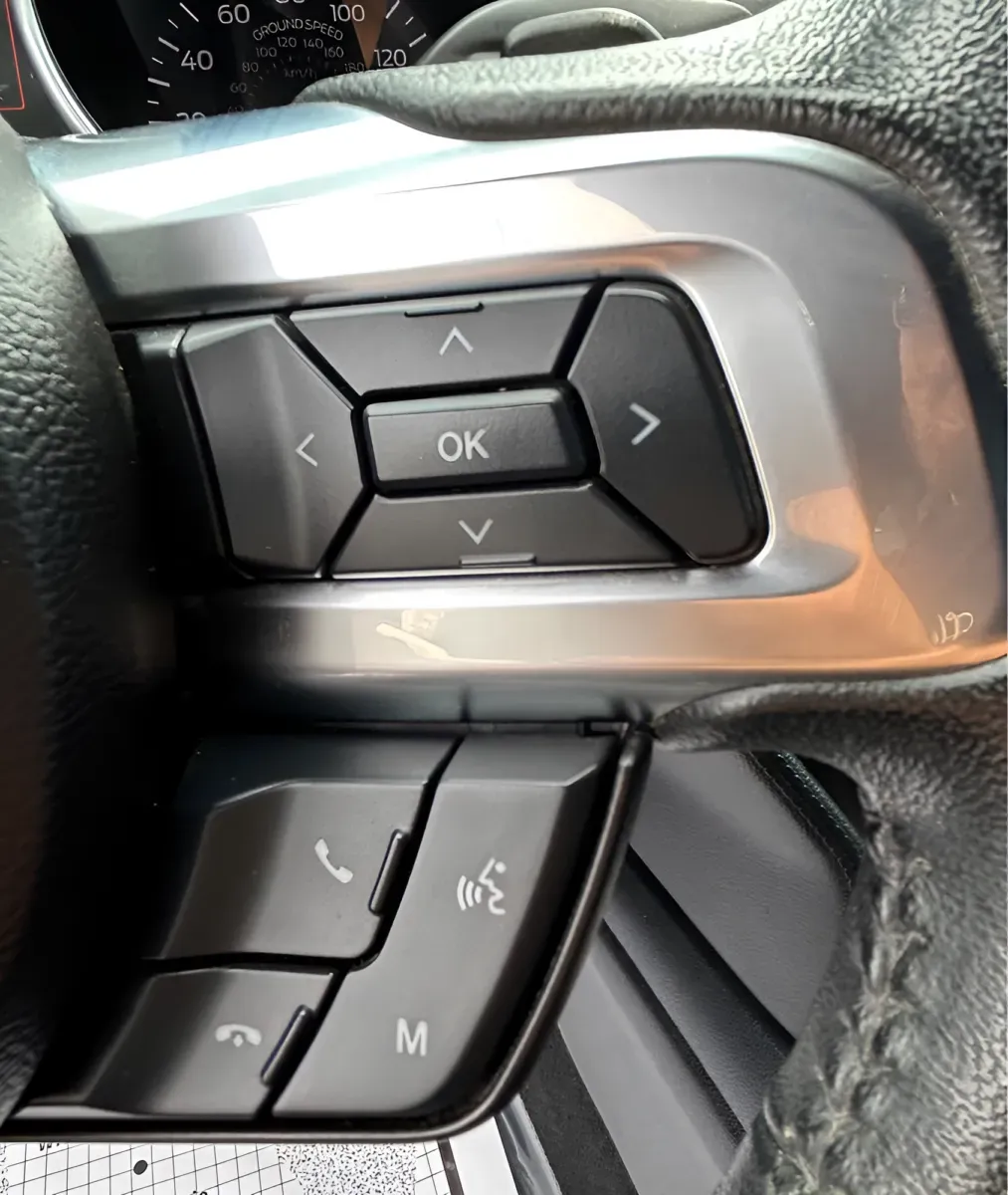 2021 Ford Mustang EcoBoost - Photo 15