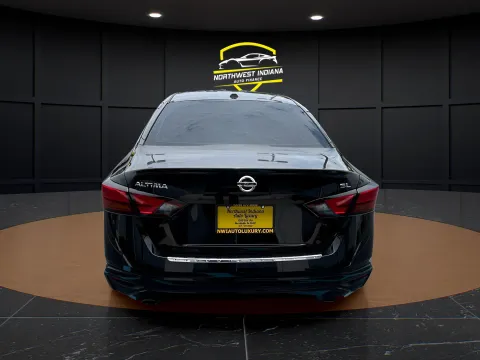 More photos of 2021 NISSAN ALTIMA 2.5 SL at NWI Auto Luxury Merrillville, IN
