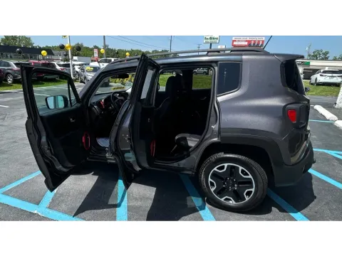 More photos of 2016 JEEP RENEGADE TRAILHAWK at NWI Auto Luxury Merrillville, IN
