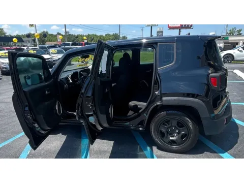 More photos of 2017 JEEP RENEGADE SPORT at NWI Auto Luxury Merrillville, IN