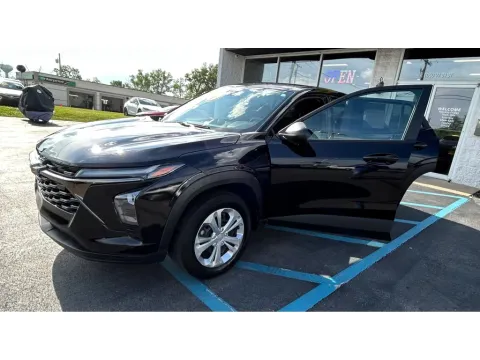 Photos of 2025 CHEVROLET TRAX LS for sale in Merrillville, IN at NWI Auto Luxury Merrillville