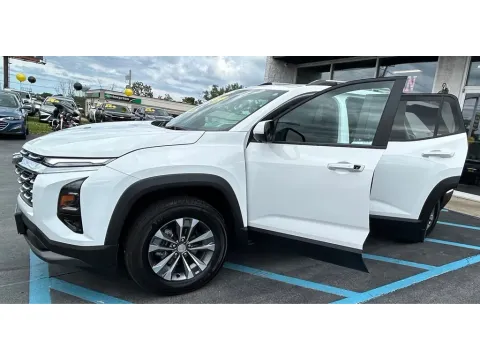 Photos of 2025 CHEVROLET EQUINOX LT for sale in Merrillville, IN at NWI Auto Luxury Merrillville