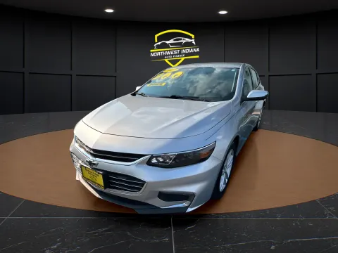 Silver 2017 CHEVROLET MALIBU LT for sale in Merrillville, IN